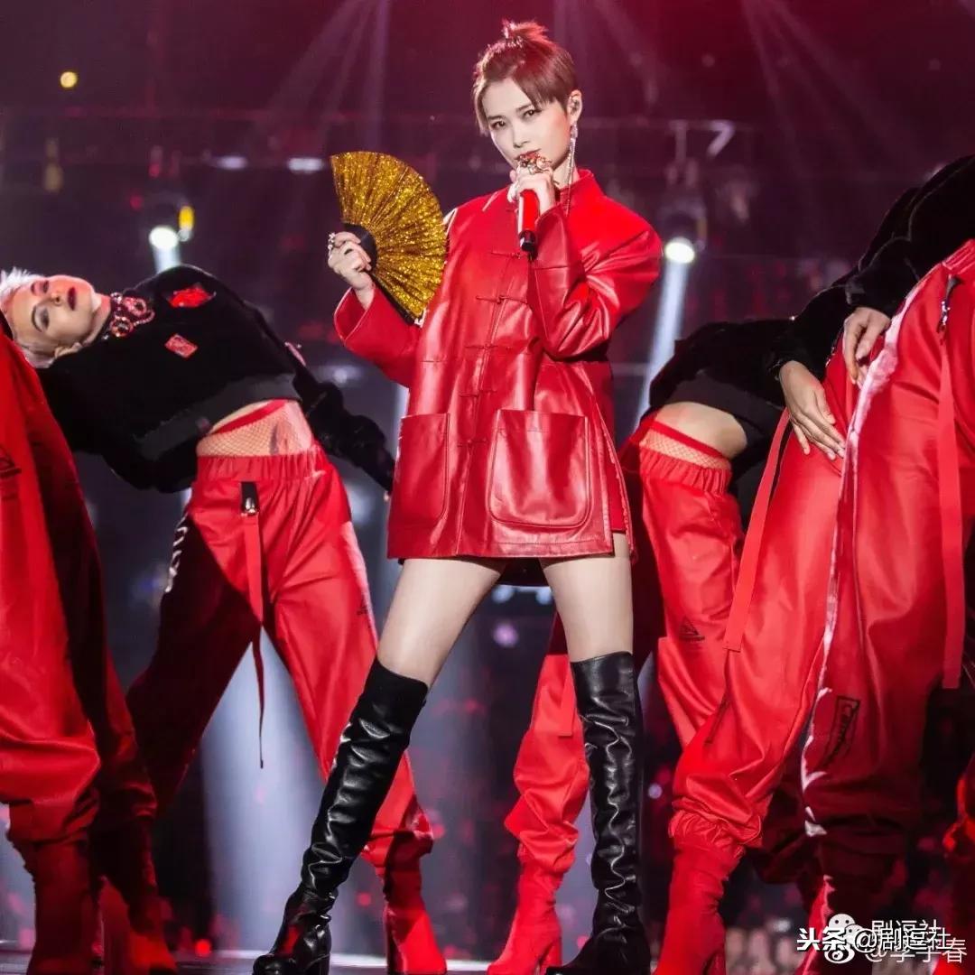 江苏卫视跨年是全开麦吗,江苏卫视跨年晚会live