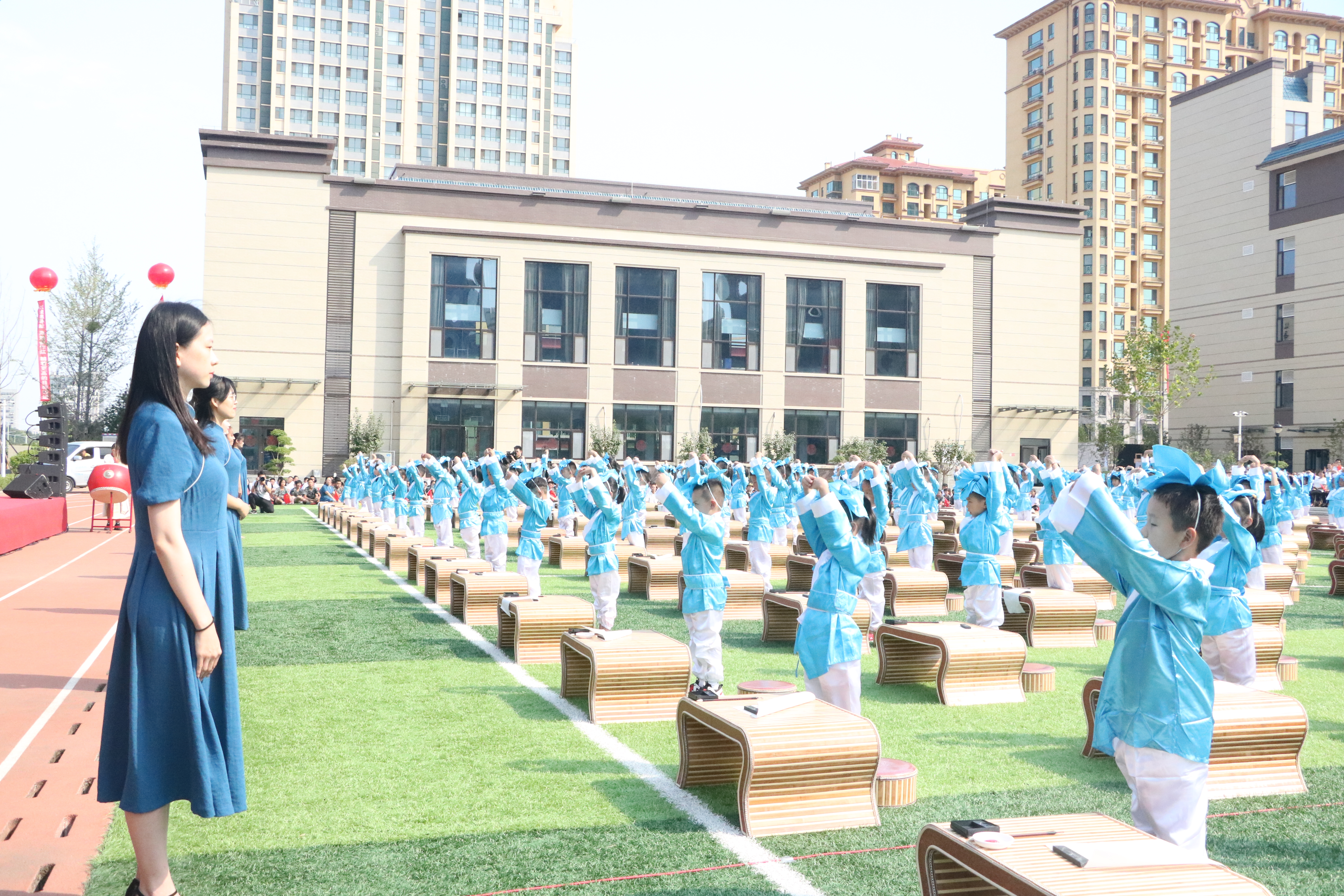 家国情、文明行、根脉传！潍坊高新金马公学举办不一样的开学典礼