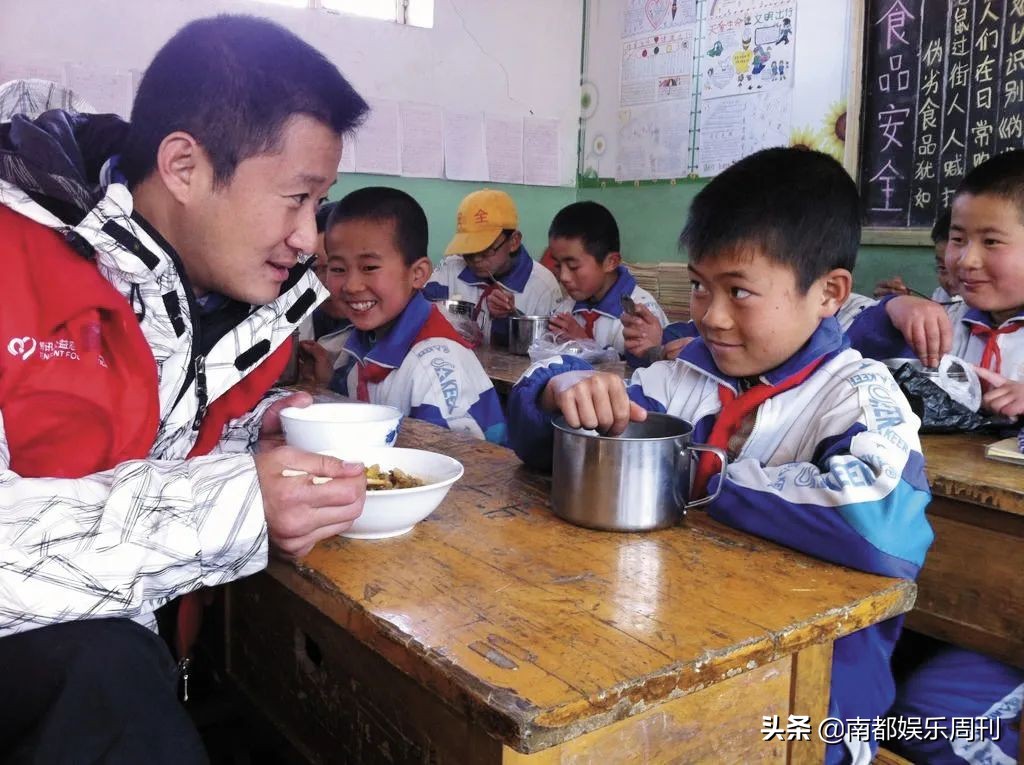 韩红、吴京、易烊千玺、李宇春、贾玲……南都娱乐明星社会能量榜·2021春季榜发布：有担当，才有社会价值