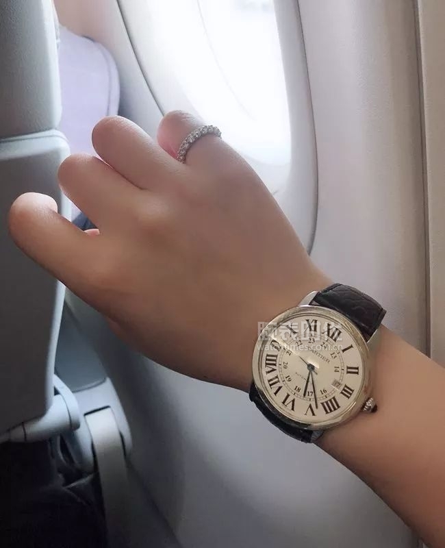 第一块表是石英还是机械,第一块表便宜