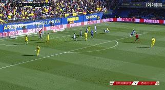 武磊夺冠第一视角,武磊国王杯强势1v3过人造红牌