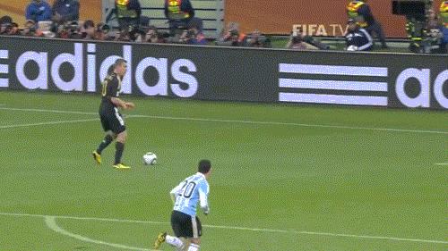 南非世界杯阿根廷队进8强了吗,南非世界杯阿根廷阵容