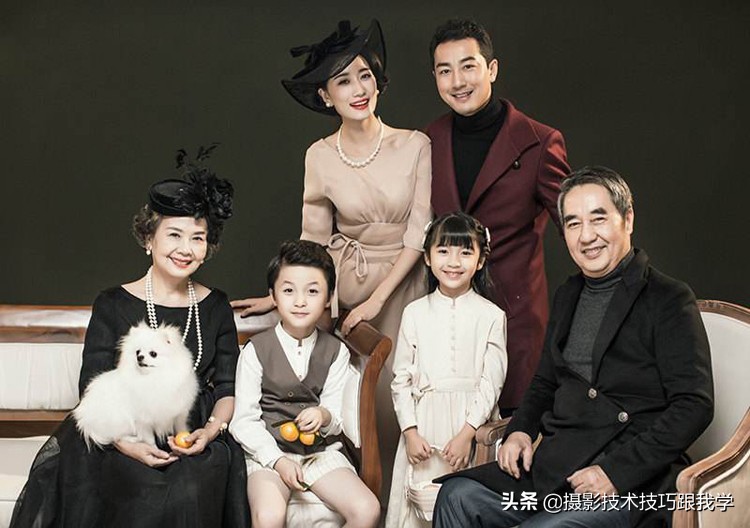 新年是团聚的时刻，全家福的拍摄技巧你可得学会