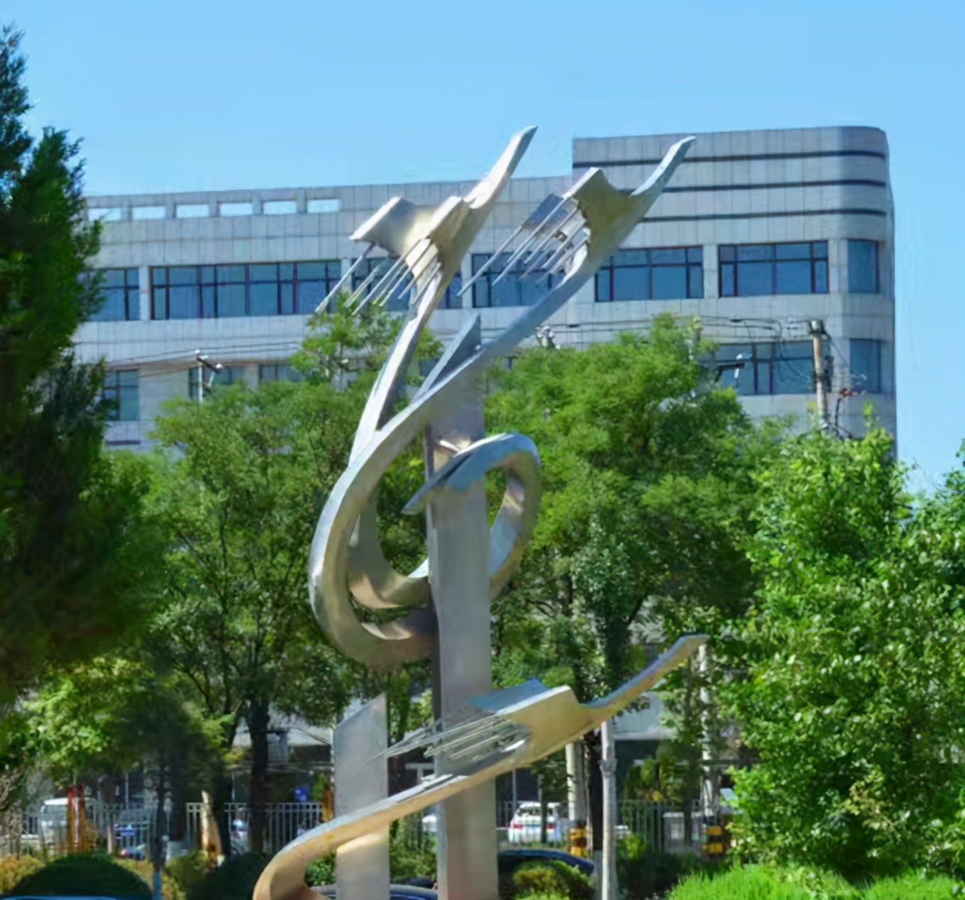 用爱托起明天的太阳教学楼,用爱托起明天的太阳教案