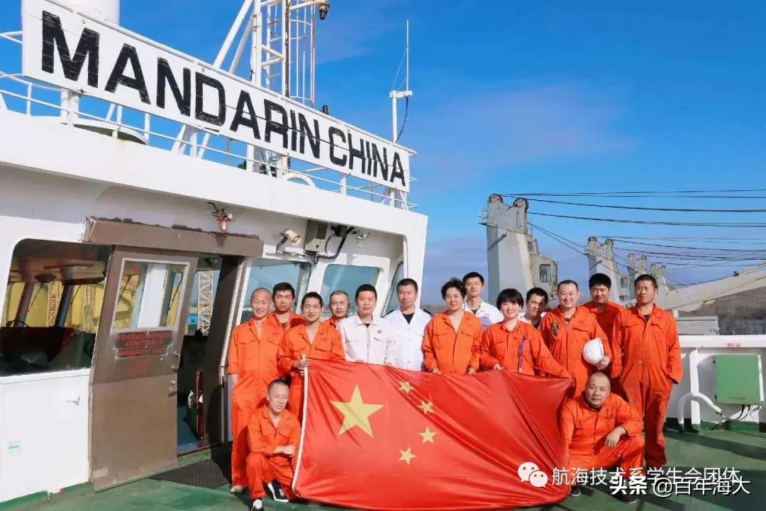 这个小妮不简单,乡下丫头不简单