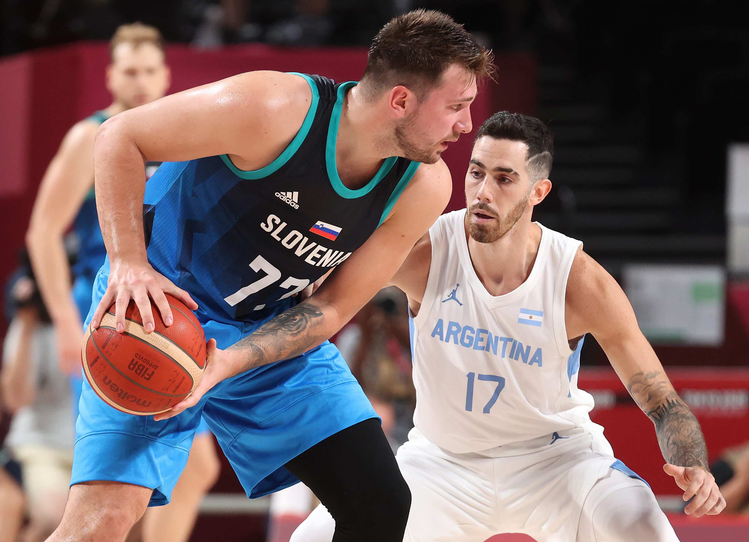 东契奇照片2024,东契奇世界杯照片