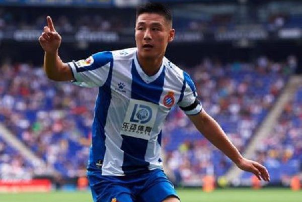 费雷拉和武磊,费雷拉拒绝与武磊庆祝