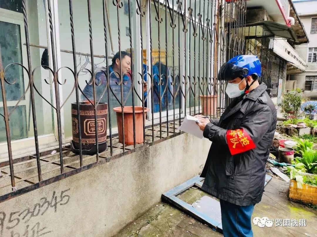 在疫情中逆行繁忙的罗田摄影人