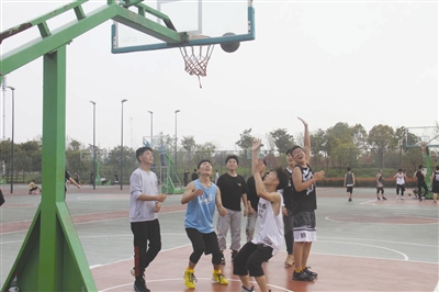 扫码测量体温并登记出入,测量体温入场