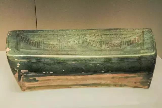 古代经典瓷枕,一枕清凉入梦来阅读