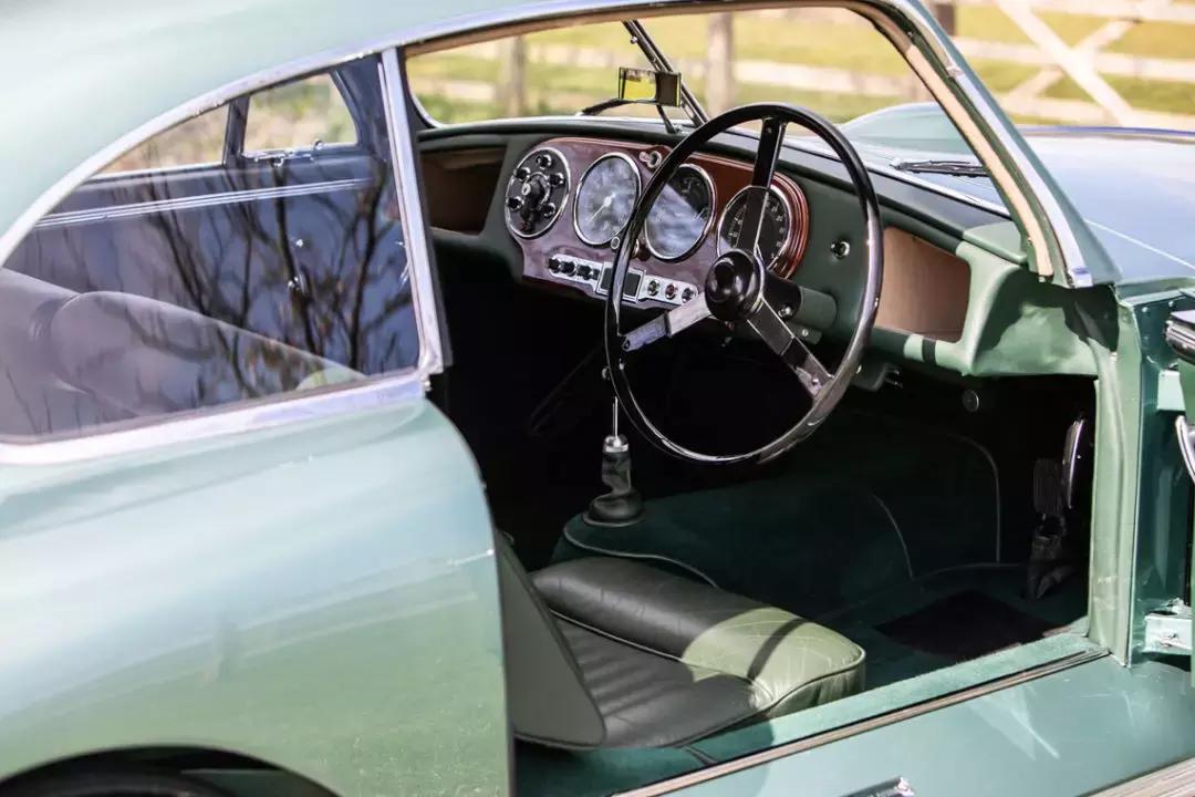 如果你是英国车拥趸，这儿有一场不容错过的拍卖会