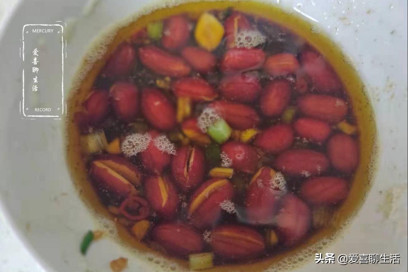 这两种食材一个脆爽一个软烂，一蒸一拌5分钟出锅，常吃对身体好