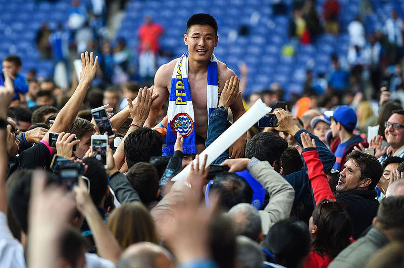 花8.7亿元买几个黑人兄弟？中国足球，沉下心来吧