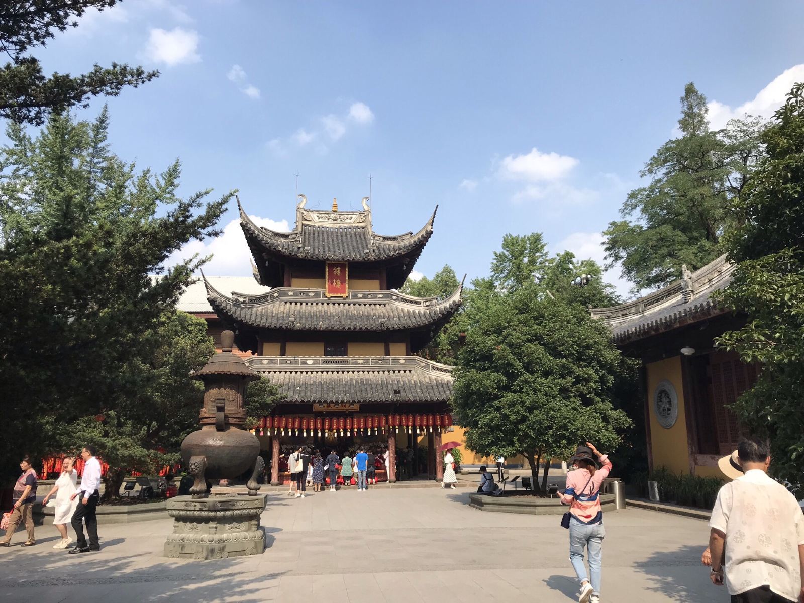 上海寺庙简介20座，据说前十座祈福灵验，附上海168座寺庙名录