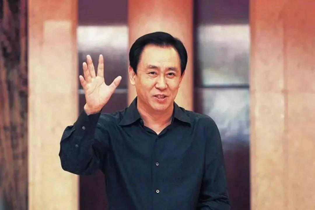 生于时代、兴于扩张、死于杠杆