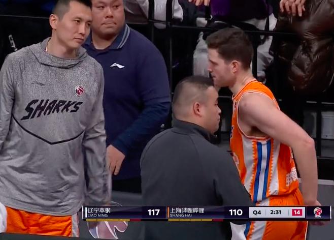 cba郭艾伦精彩瞬间,cba裁判误判郭艾伦