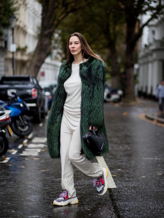 热巴同款鞋子白色板鞋,热巴同款帆布板鞋