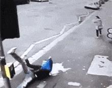 山海经中以乳为目以脐为口的怪物,山海经搞笑图片