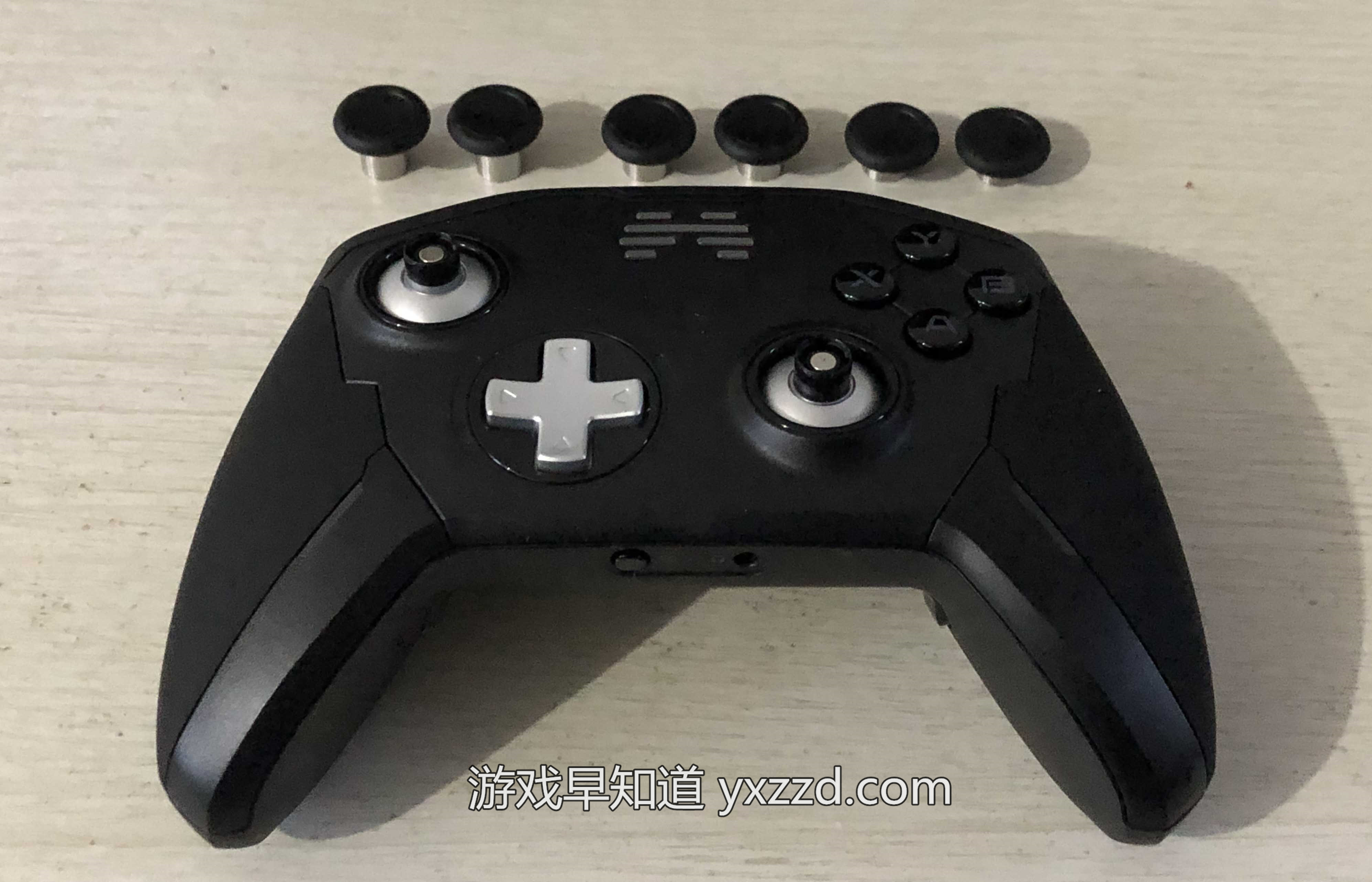 北通宙斯精英手柄和xbox手柄对比,北通宙斯精英手柄2代旗舰版