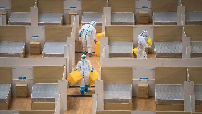 张文宏：疫情在今年夏天结束基本已经不可能|新闻早餐2020.3.16星期一