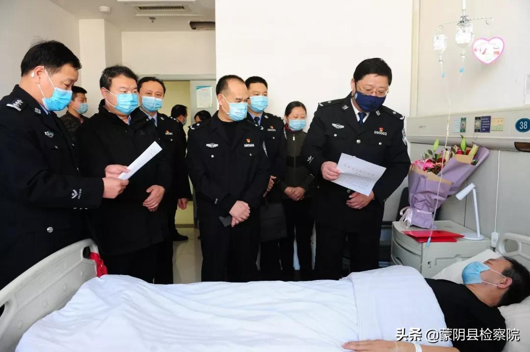 这群人，虽然有很多名字，但最让人感动的是这个名字！