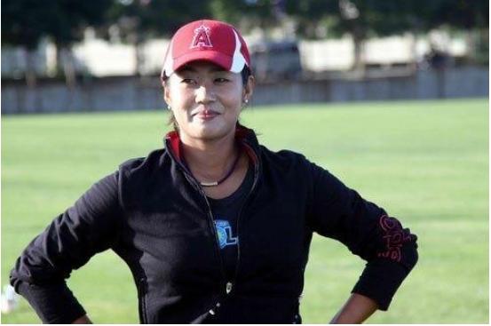 国足女神“黑珍珠”：黑暗时期独挑女足大梁，带领球队奔向告捷