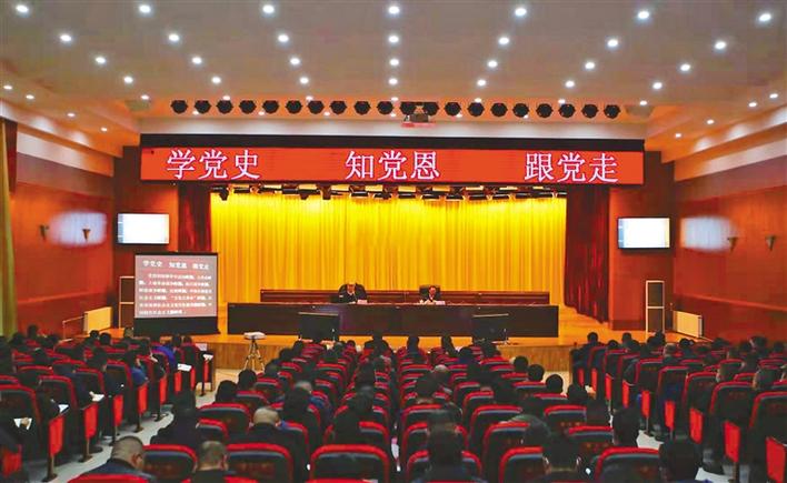 阿里地区广大*党**员干部*党**史学习教育纪实：边疆处处*党**旗红*党**史光辉耀阿里