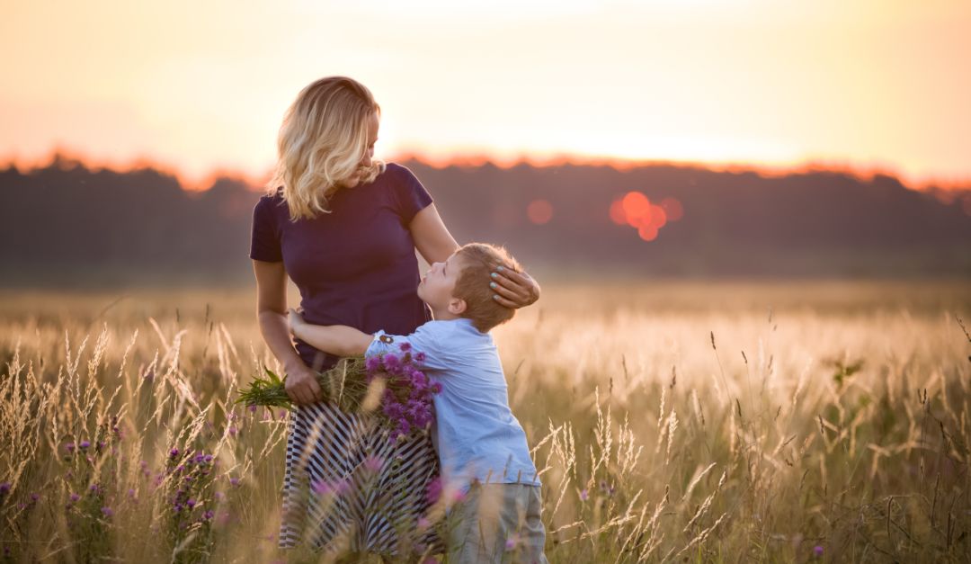 9个月宝宝恐惧实验,9个月萌娃承受了各种吓娃实验