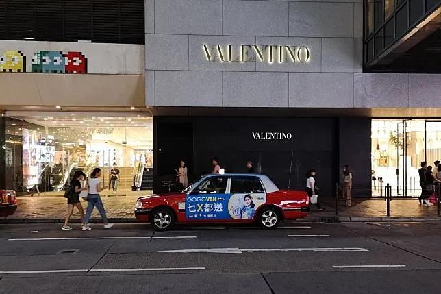 疫情下的香港五一黄金周：0内地团访港，多个品牌宣布撤店