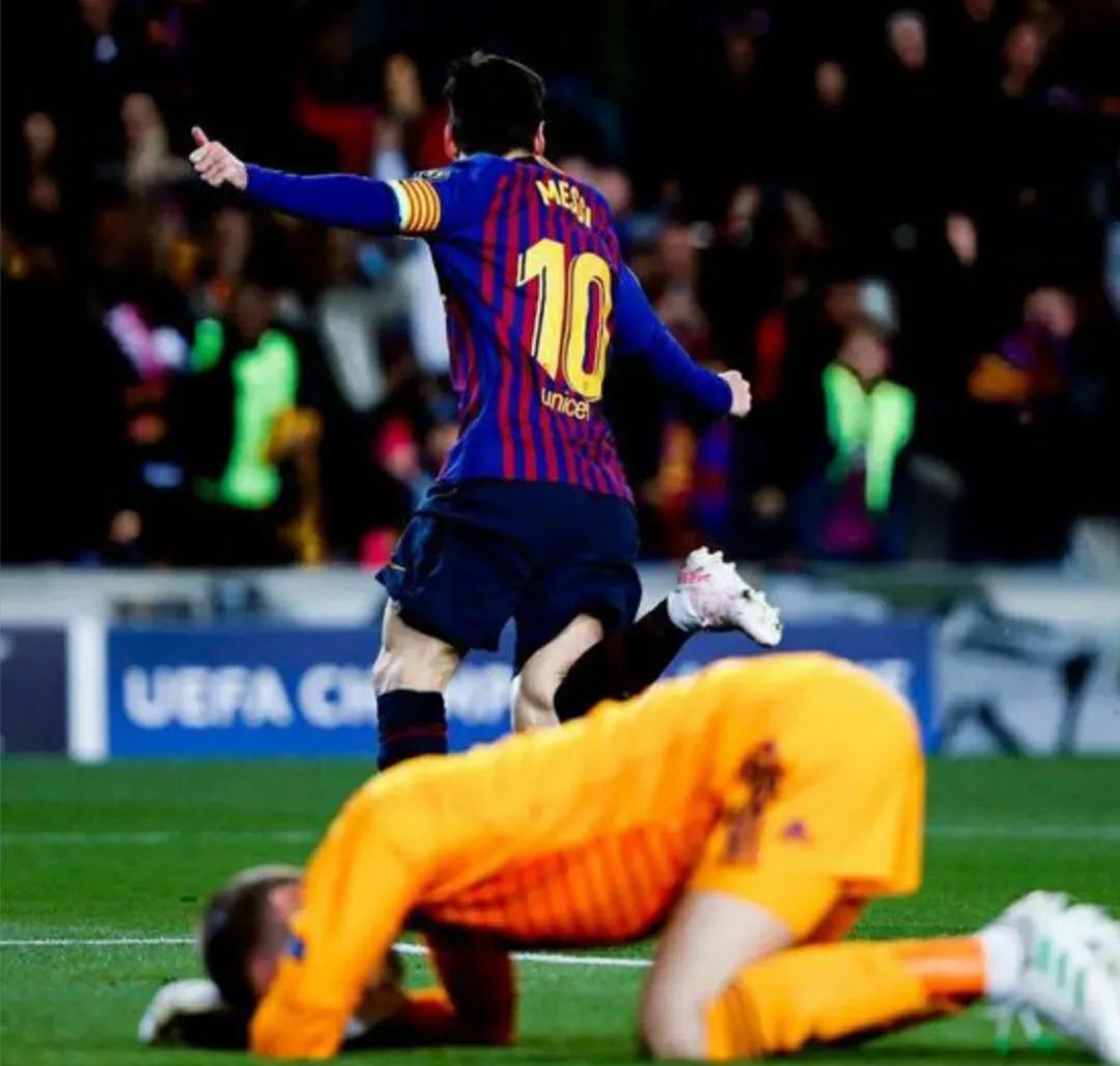 梅西洞悉一切,梅西洞察球场