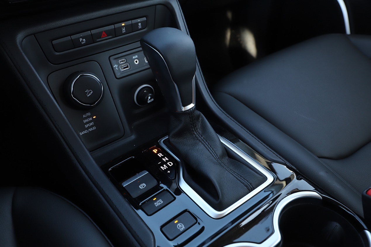 试驾jeep新款大指挥官,jeep大指挥官挑战绝望坡