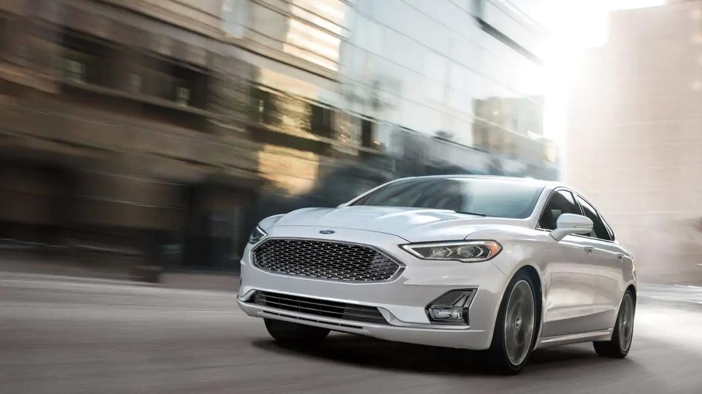 2007年的福特蒙迪欧,新蒙迪欧和林肯mkz尺寸大小