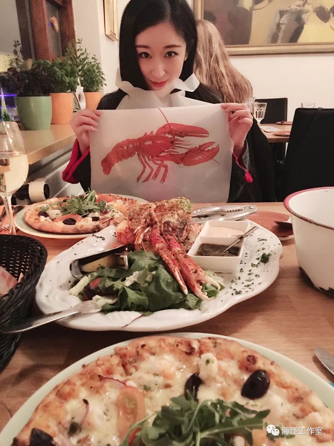 在法国留学的中国学生,在中国生活8年的法国小哥回国后