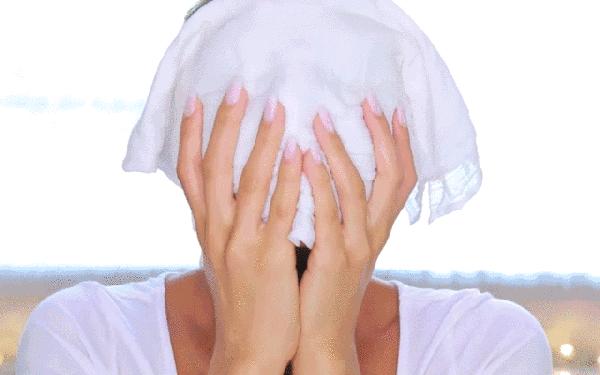 只用洗面奶洗脸不护肤可以吗,十款洗面奶黑榜