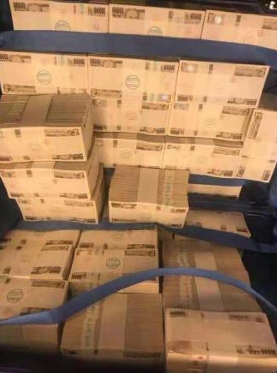 进口商自述：我去日本抢口罩，疯狂超乎你想象