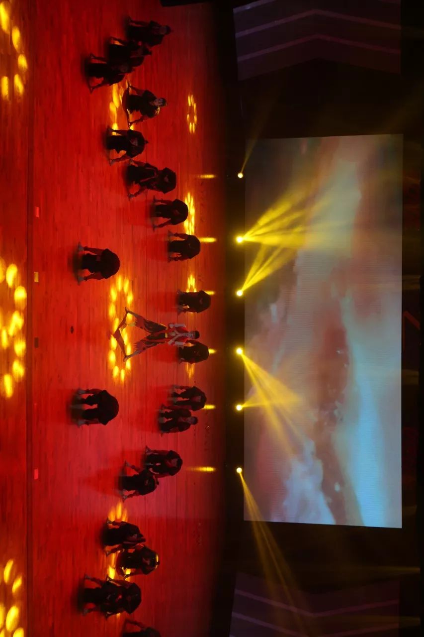 峰岚照片,峰岚的日常生活