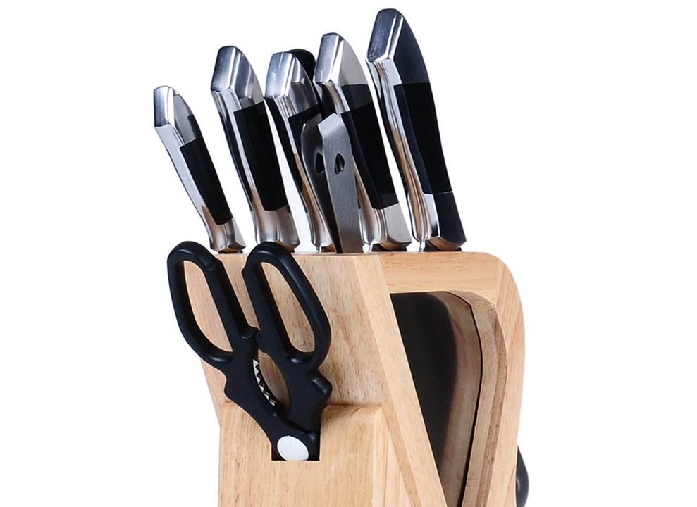 宝宝不谨慎吃了502胶水怎么办,一岁的宝宝误食502胶水