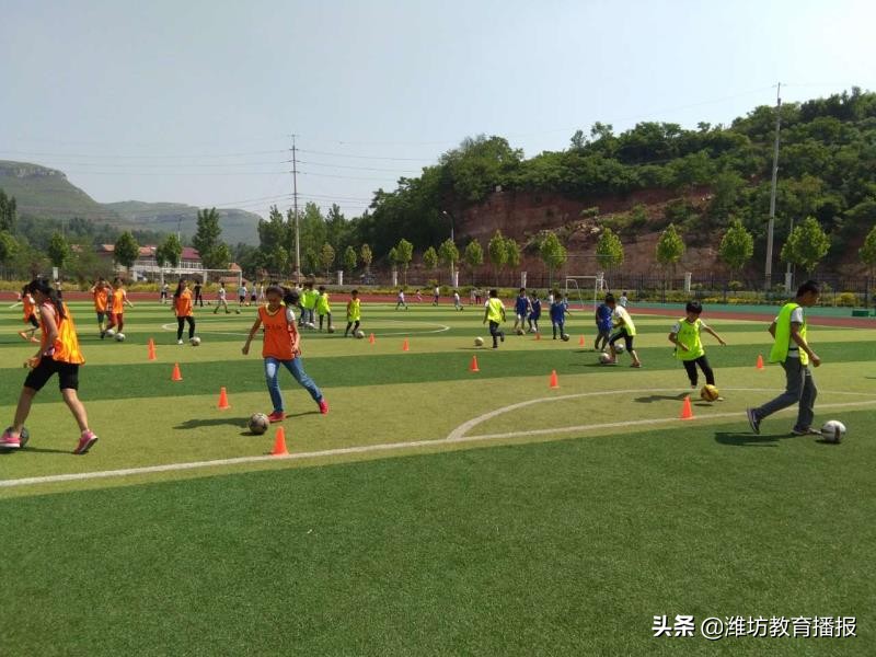 山东省小学篮球队冠军,山村足球夺冠