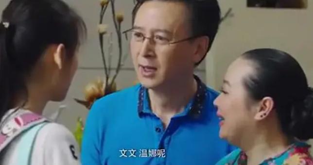 对程蝶衣恩将仇报的小四，27年后已两鬓斑白，但气质仍然如兰