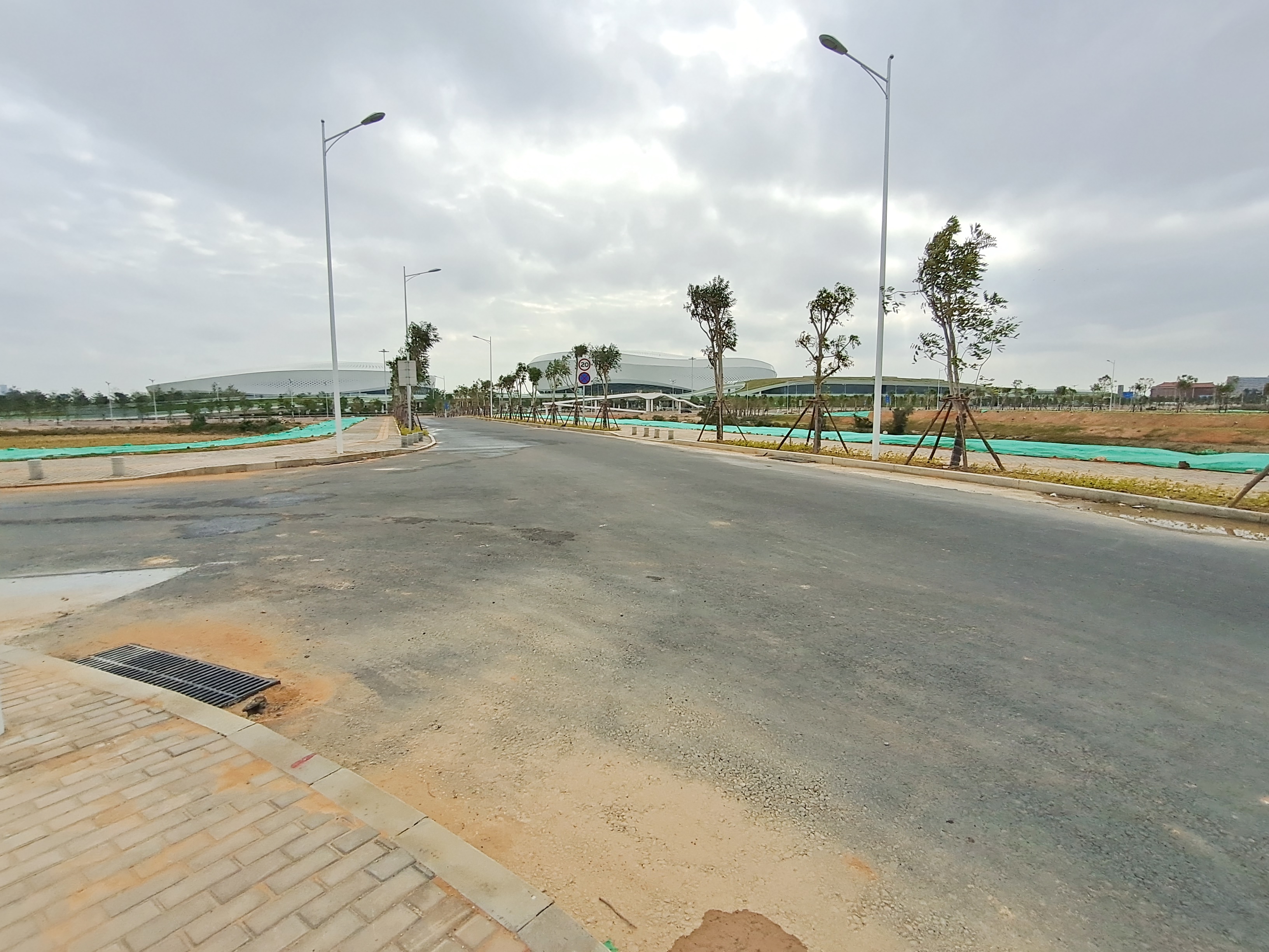 晋江市第二体育中心宣传片,晋江市第二体育中心有室内跑道吗