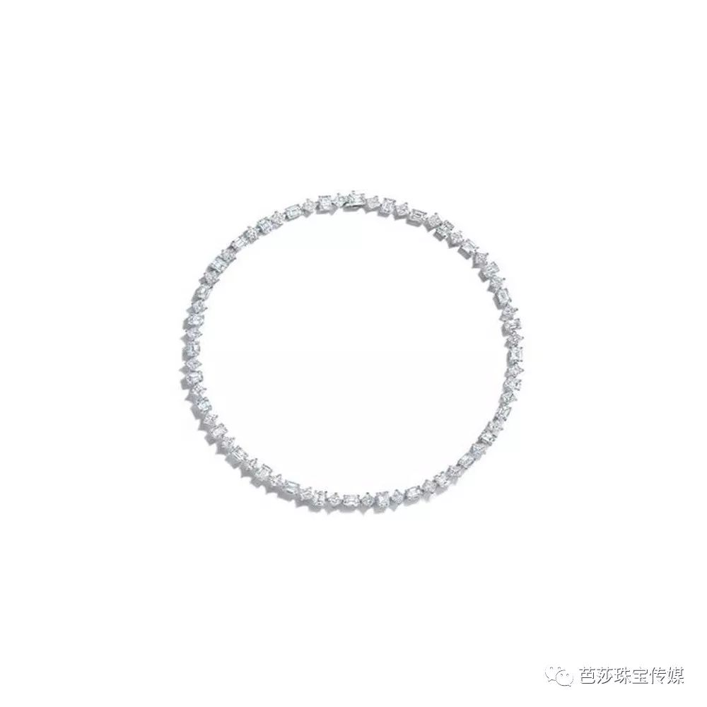 这届戛纳红毯拼气场谁赢了,奥斯卡红毯珠宝