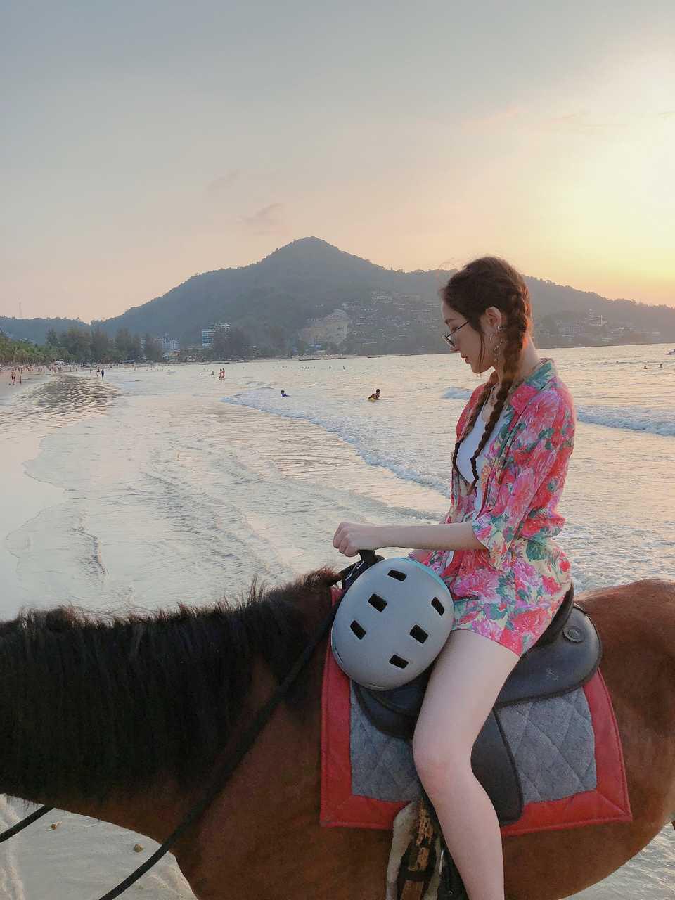 孟佳撞脸明星,孟佳撞脸陈乔恩