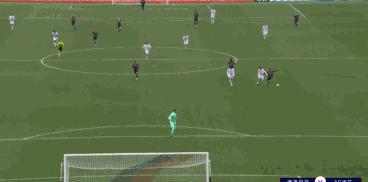 2-1！欧冠7冠王创28年纪录！伊布错失里程碑，C罗又笑了