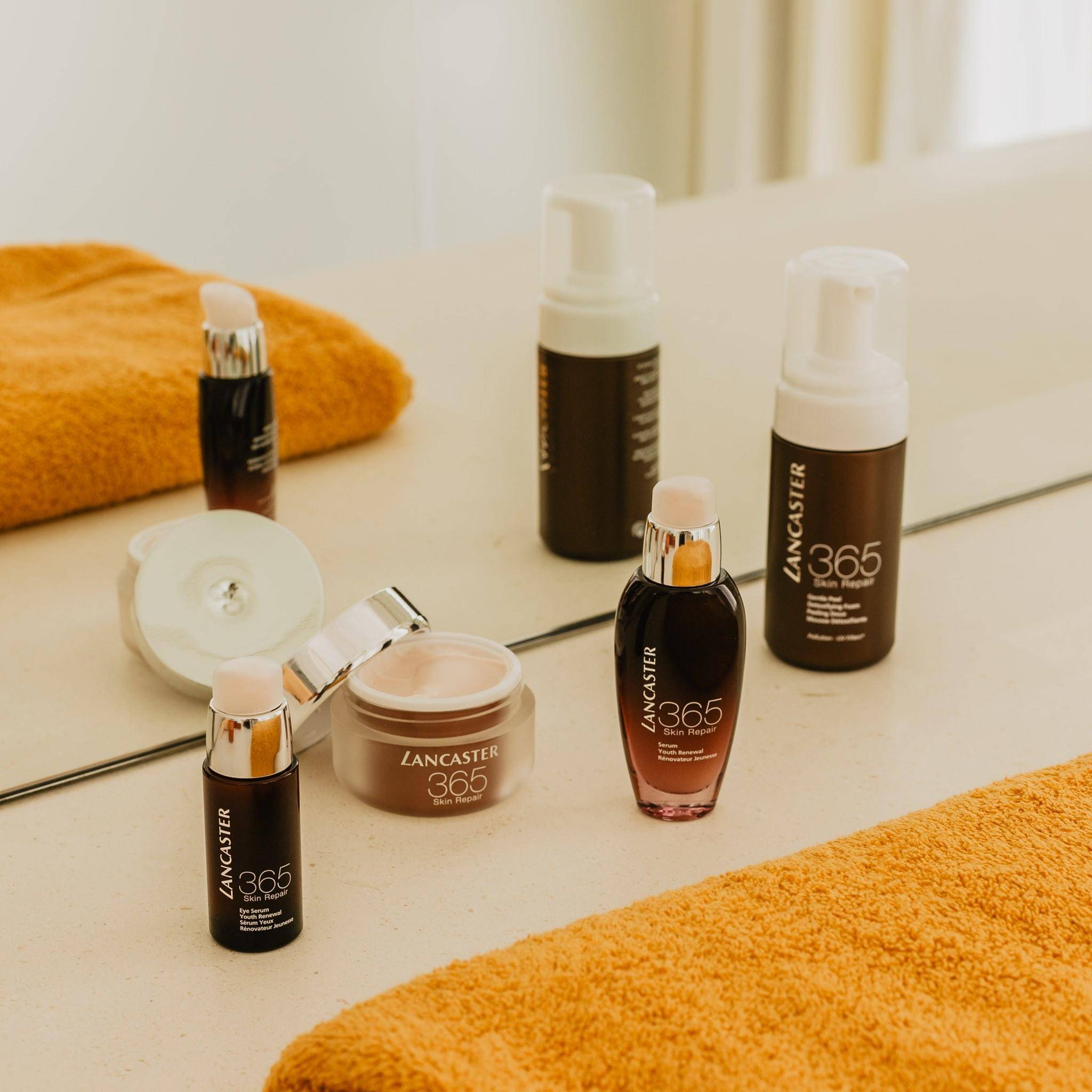 48岁贾静雯状态惊艳美貌仍然,贾静雯如何保持自己的颜值和身材