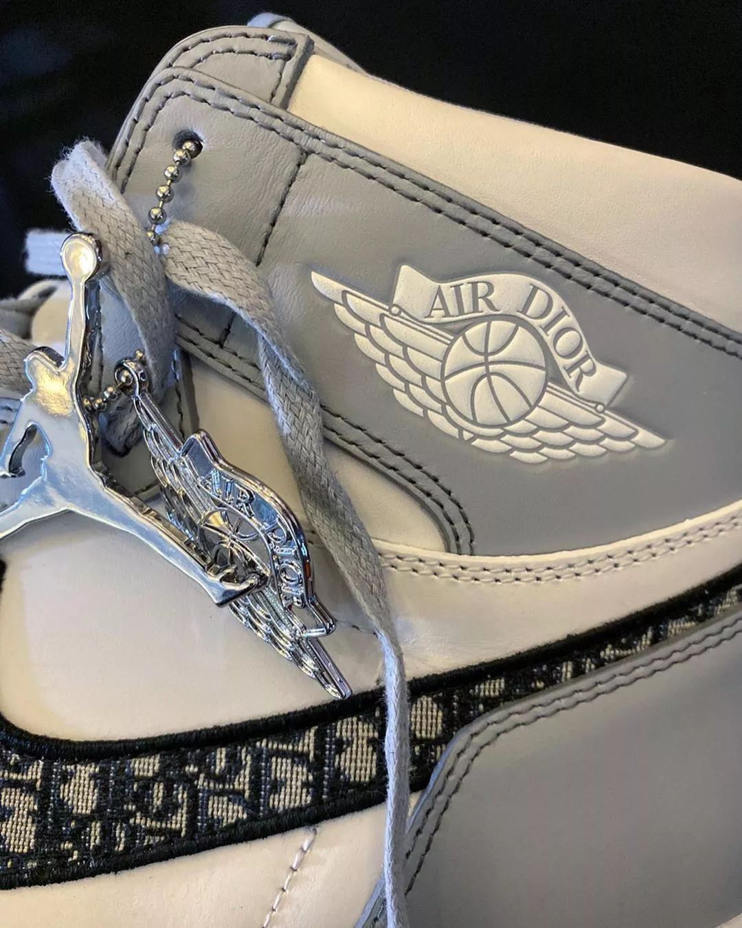 airjordan1迪奥价格,天价airjordan1