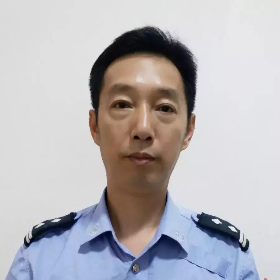 八一特辑退伍不褪色警营守初心,八一特辑兵在警营