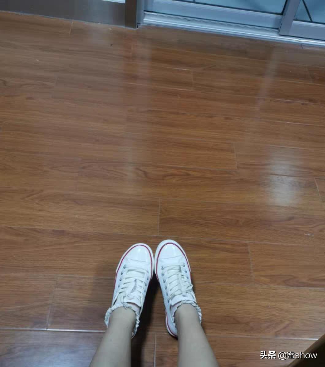 尖头高跟鞋前面磨脚怎么办小窍门,如何挑一双合脚高跟鞋