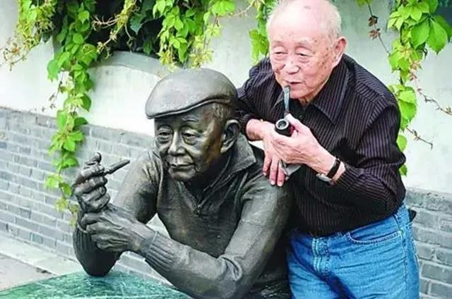 百年时光，“比我还老的老头”把自己过成人所羡慕、向往的人生