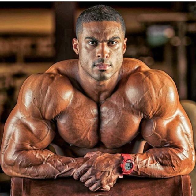 二头肌快速生长,二头肌迅速增长训练哑铃