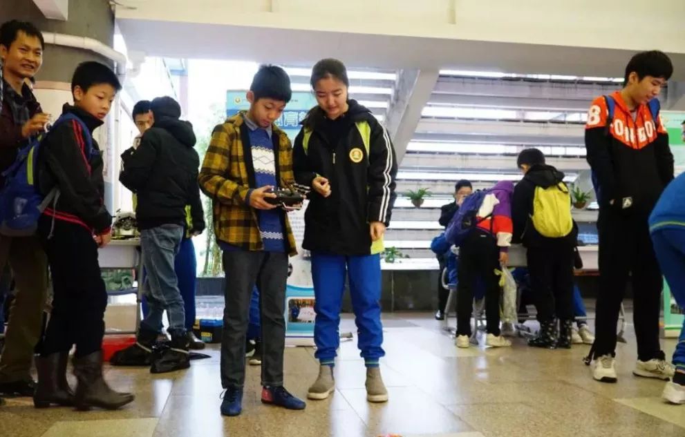 聪颖课堂学生展示活动操作,聪颖课堂主题观摩